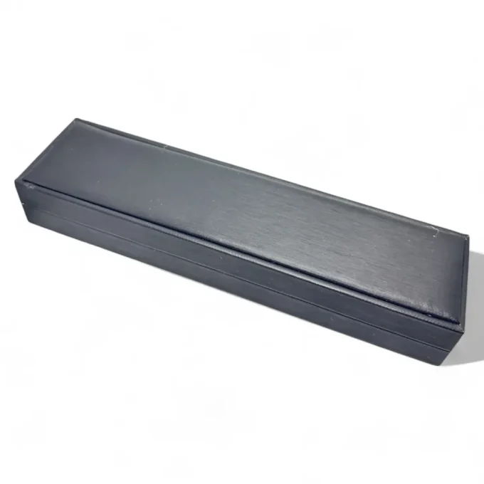 Elegant Matte Black Leather Presentation Box - Şəkil 2