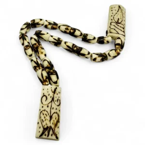 Sumuk tesbeh with hand-etched bone-like beads and traditional patterns