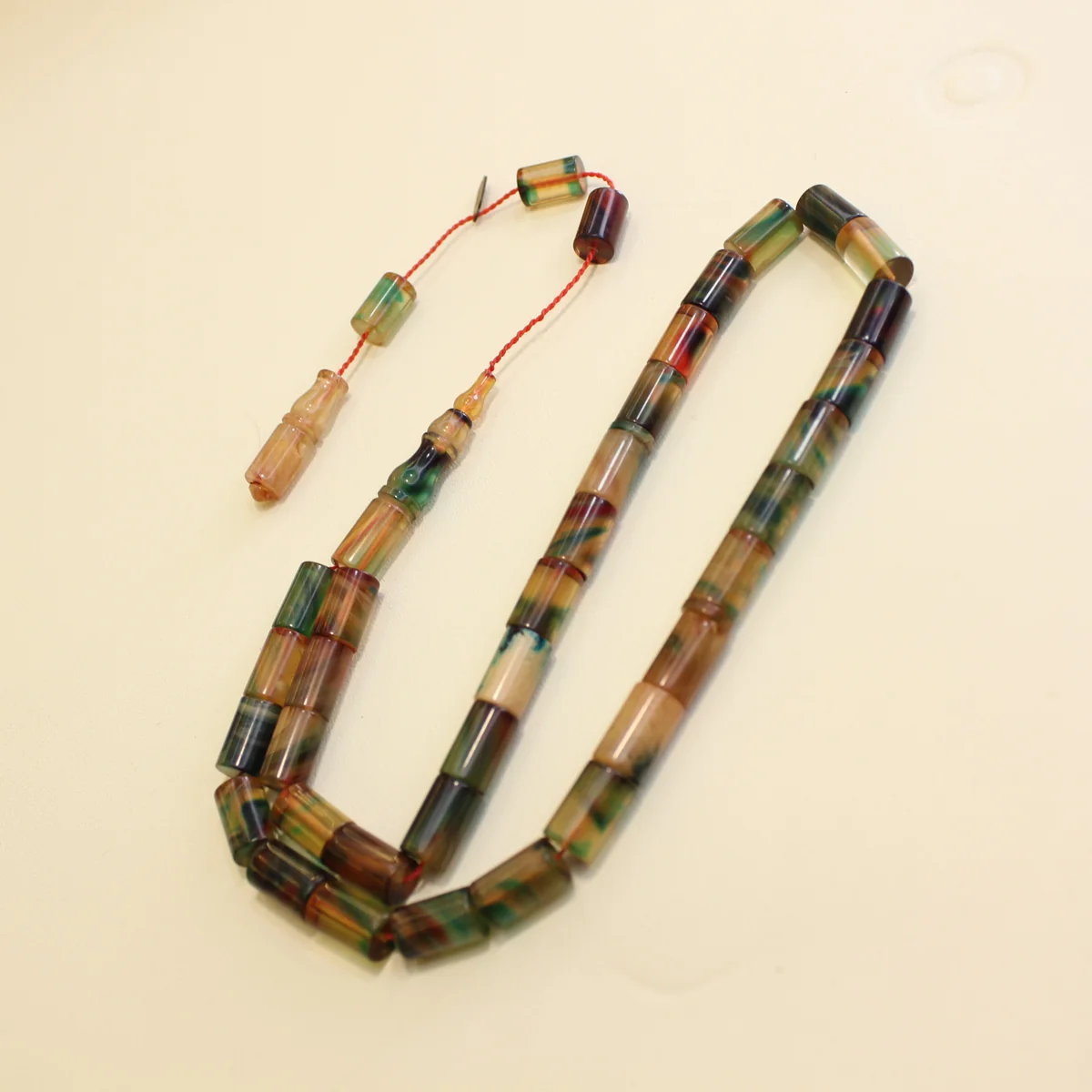 Usta imzalı qarışıq rəngli sıxma kəhrəba - Şəkil 2