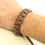 Qəhvəyi kombat əl işi toxuma qolbaq