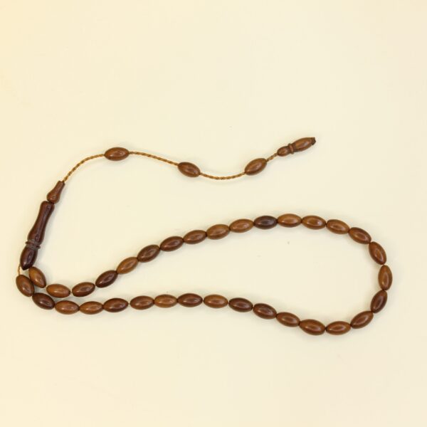 Qəhvəyi kuka təsbeh