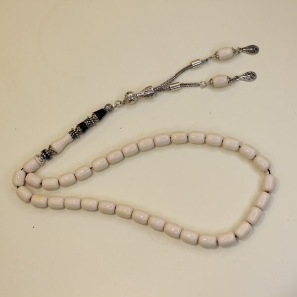 Naqqaşlı Ağ Sıxma Kəhrəba